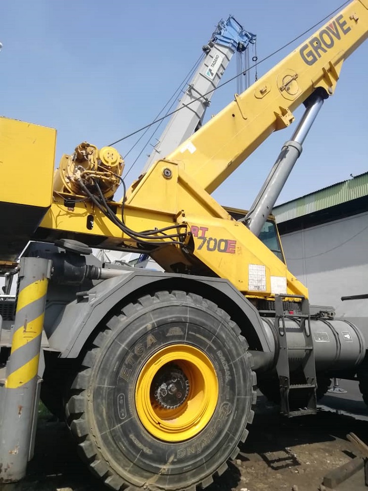 earth moving 1